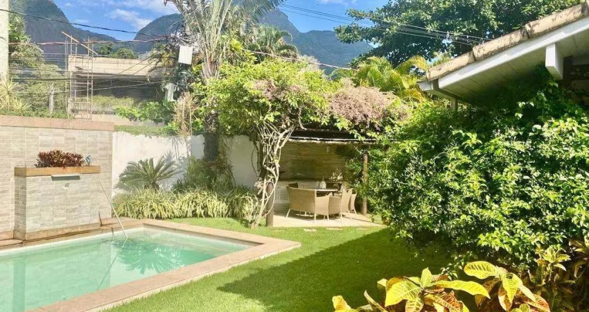 Casa à venda em Rio de Janeiro, Itanhangá, com 4 suítes, com 330 m², Condomínio Villa do Golfe