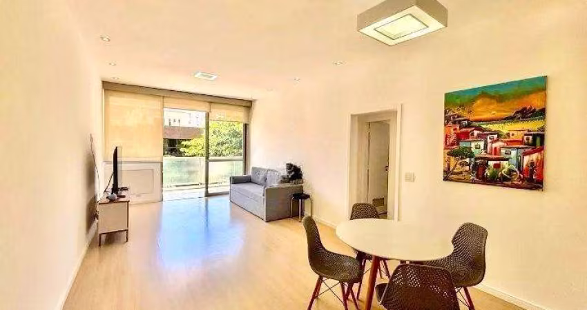 Apartamento à venda em Rio de Janeiro, Flamengo, com 2 quartos, com 100 m²