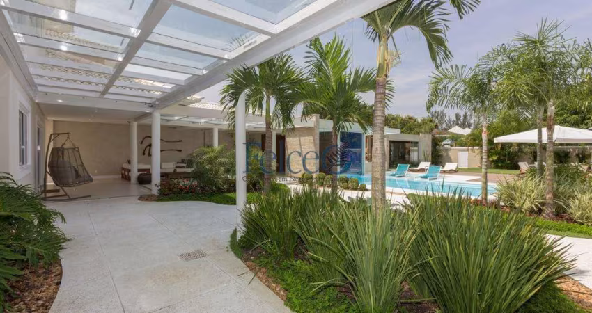Casa à venda em Rio de Janeiro, Barra da Tijuca, com 5 suítes, com 630 m²