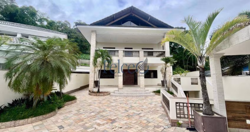 Casa à venda em Rio de Janeiro, Anil, com 5 suítes, com 680 m², Condomínio Pedras Douradas