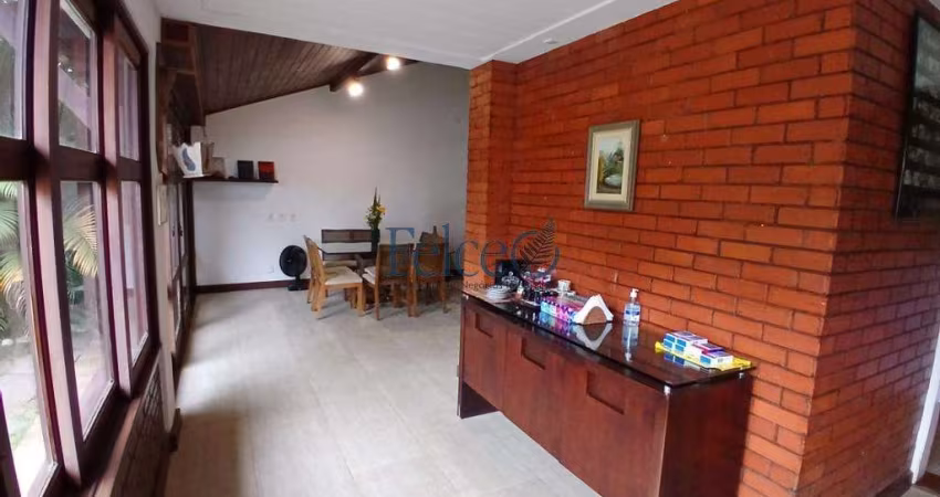 Casa à venda em Rio de Janeiro, Barra da Tijuca, com 4 quartos, com 545 m²