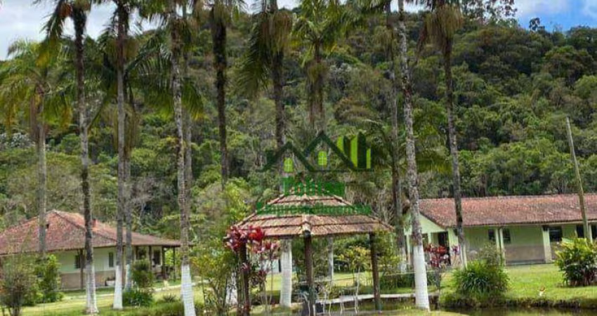 Chácara com 3 casas  à venda, 24000 m² com lago piscina por R$ 1.350.000 - Quatinga - Mogi das Cruzes/SP