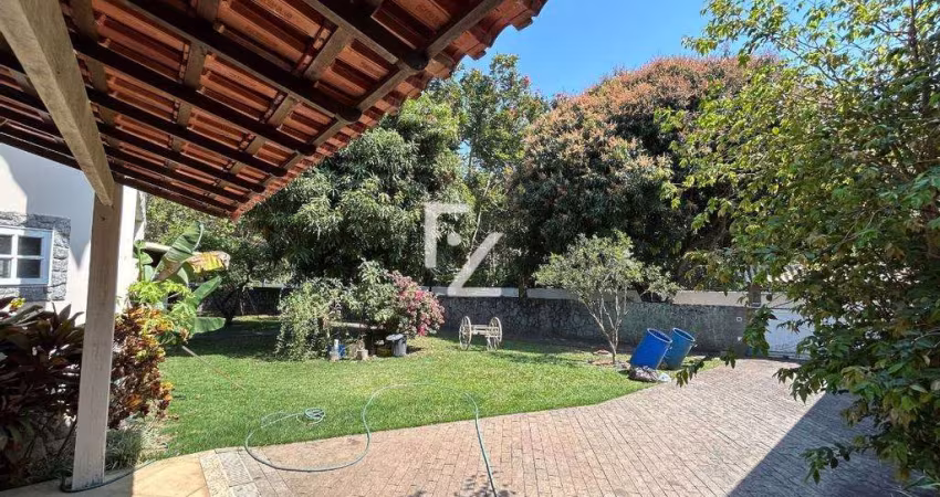 Incrível casa duplex de 4 quartos(Podendo virar 6) á venda no melhor condomínio da taquara, 680m² de Conforto e Natureza
