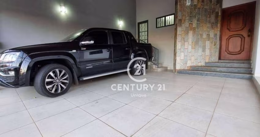 Casa com 3 dormitórios à venda, 280 m² por R$ 760.000,00 - Madureira - Bauru/SP