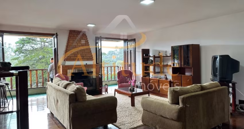 Apartamento espaçoso no condomínio Engelberg - Minutos do Centro de Capivari