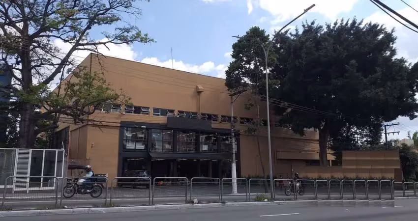 Barracão / Galpão / Depósito com 10 salas para alugar na Avenida Interlagos, Interlagos, São Paulo