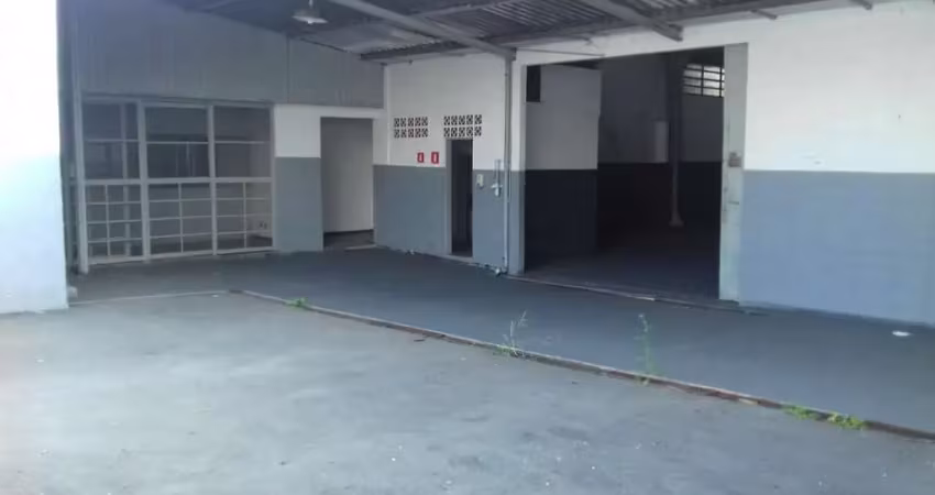 Barracão / Galpão / Depósito com 4 salas para alugar na Rua Padre Chico, Santo Amaro, São Paulo