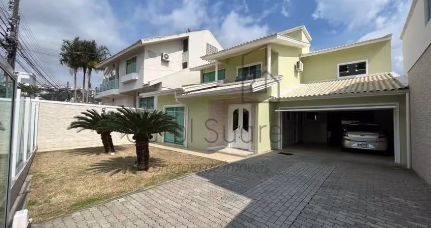 Casa com 4 dormitórios sendo 1 suíte master - Nossa Senhora do Rosário/São José
