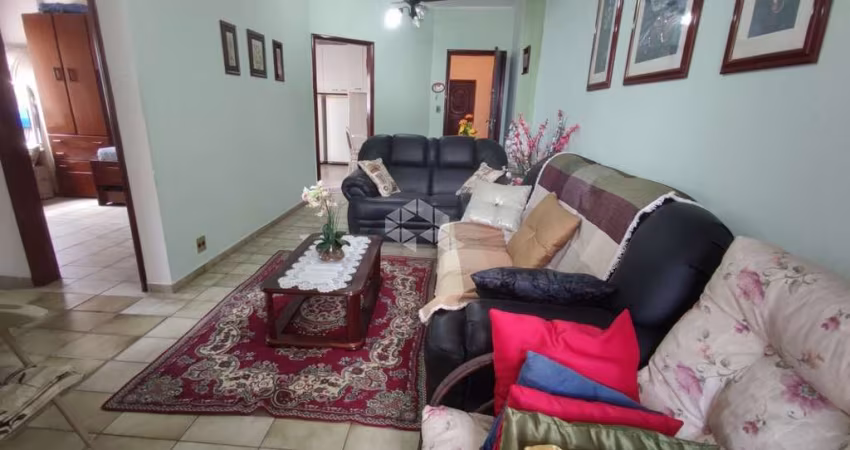 Apartamento a venda na praia grande, bairro Vila Tupi, com 2 quartos, 1 suite e 1 vaga