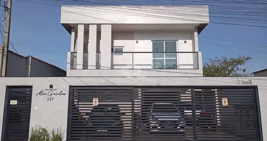 Casa de condominio de 2 dormitórios no bairro antartica praia grande.