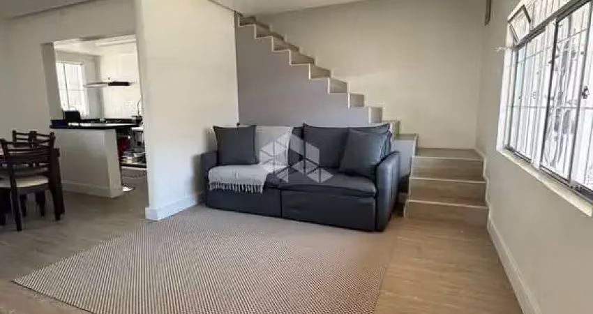 Casa a venda na praia grande, bairro flórida, com 2 quartos, 2 banheiros e 4 vagas