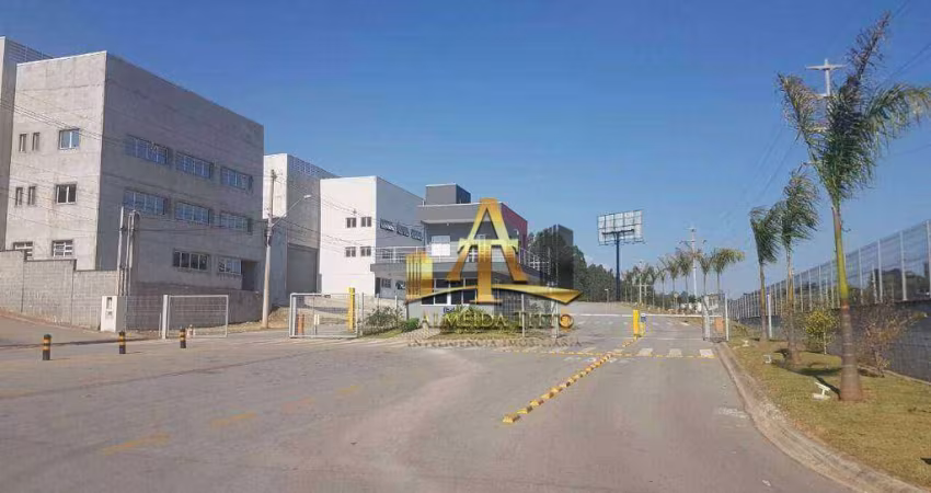 Excelente Terreno Industrial| Comercial com 1.080 m² em Condomínio Fechado - Frente Para a Raposo Tavares - Confira!