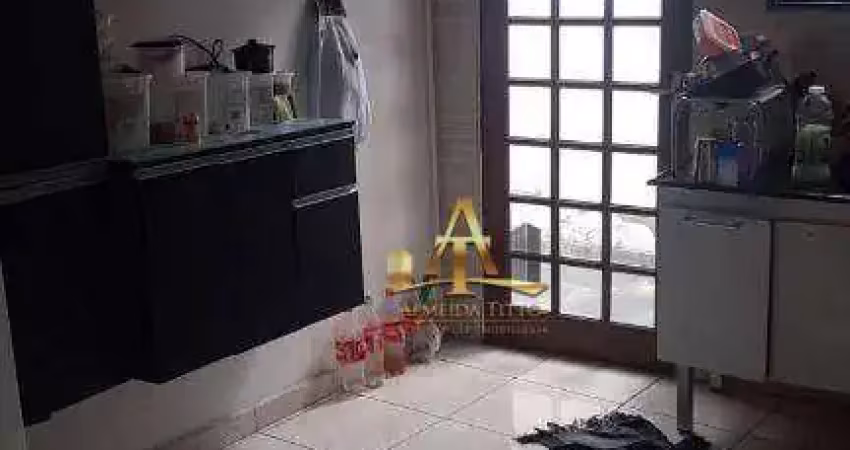 Casa com 2 dormitórios à venda, 250 m²- Vila Silviânia - Carapicuíba - São Paulo