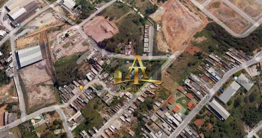 Área à Venda Com 5882 m² - Chácara do Solar II (Fazendinha) em Santana de Parnaíba - Confira!