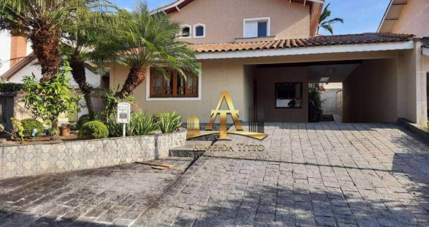 Casa com 4 dormitórios à venda, 378 m² por R$ 2.400.000 - Residencial 3 Alphaville - Santana de Parnaíba - São Paulo.