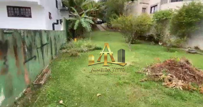 Terreno à venda - Morada dos Pinheiros (Aldeia da Serra) - Santana de Parnaíba/SP