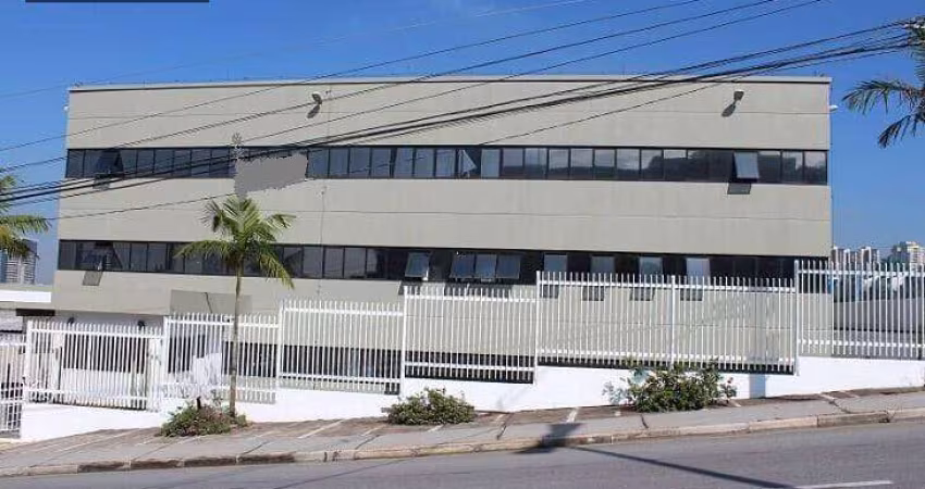 Galpão para Locação com 4307 m² por R$ 150.773/mês - Tamboré em Barueri/SP