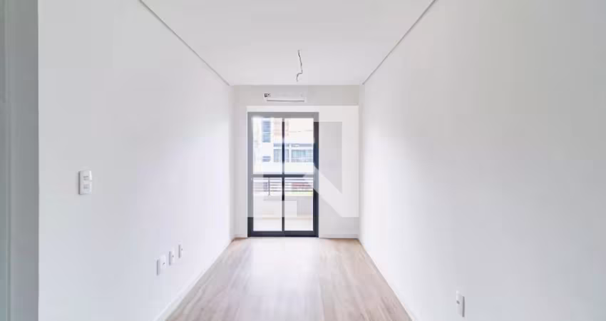 Apartamento à venda com 37m², 1 quarto e sem vaga