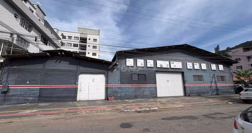 Ponto comercial para Locação nas  Nações em  Balneário Camboriú