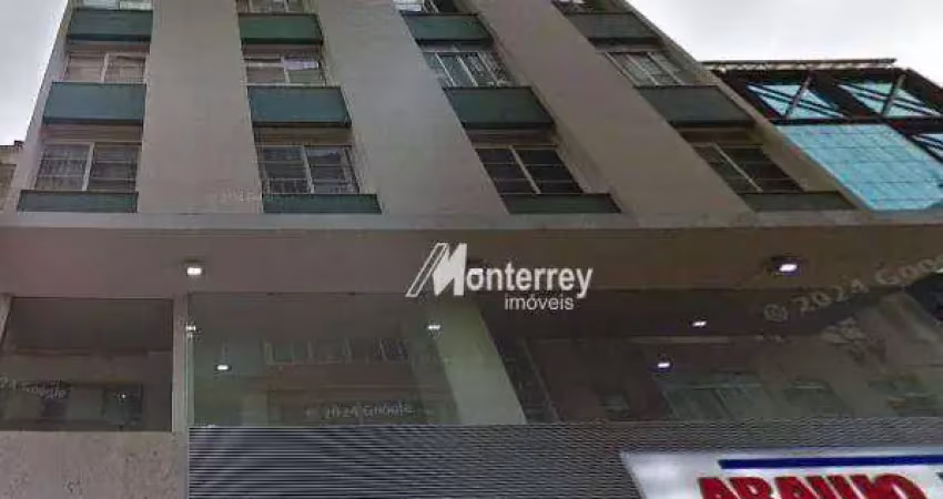Se você pensa em morar no centro com ótimo custo benefício, essa é sua chance: apartamento de 2 quartos, sala, cozinha (com armário), banheiro social
