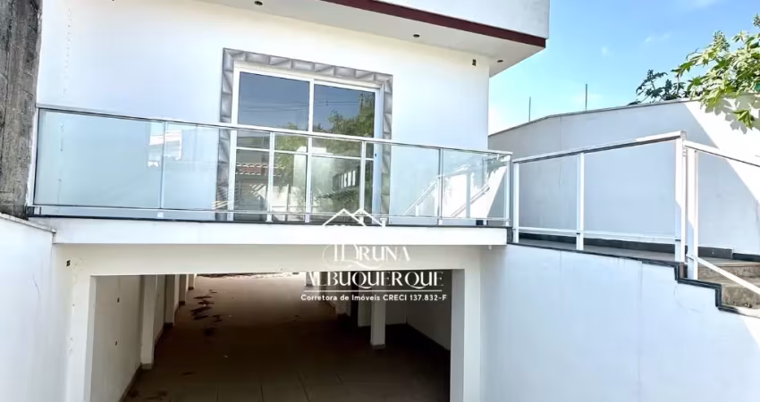 Casa à Venda em Itaquaquecetuba Jardim Horto do Ipê com 3 dormitórios