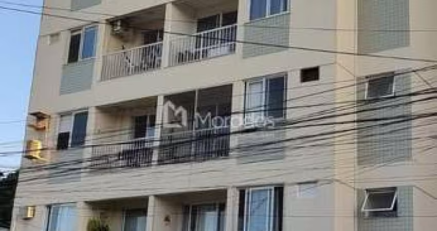 Apartamento 02 quartos, sendo uma suíte com armários  modulados e ar condicionado e ventilador de teto, no IPS  -  Campos dos Goytacazes