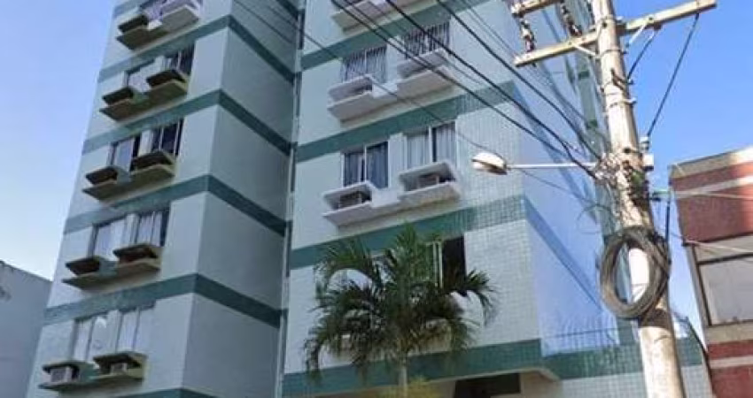 Apartamento em Centro  -  Campos dos Goytacazes