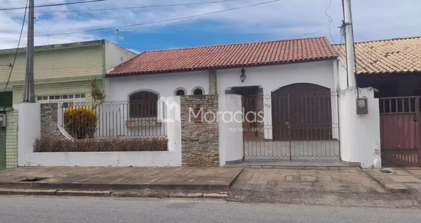 Casa 03 Dorm. em Ips  -  Campos dos Goytacazes