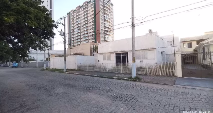 Casa em Parque Tamandaré  -  Campos dos Goytacazes