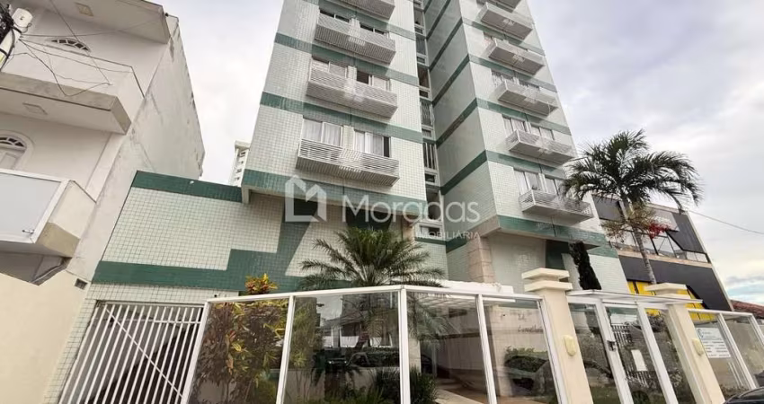 C em Centro - Campos dos Goytacazes, RJ por 1