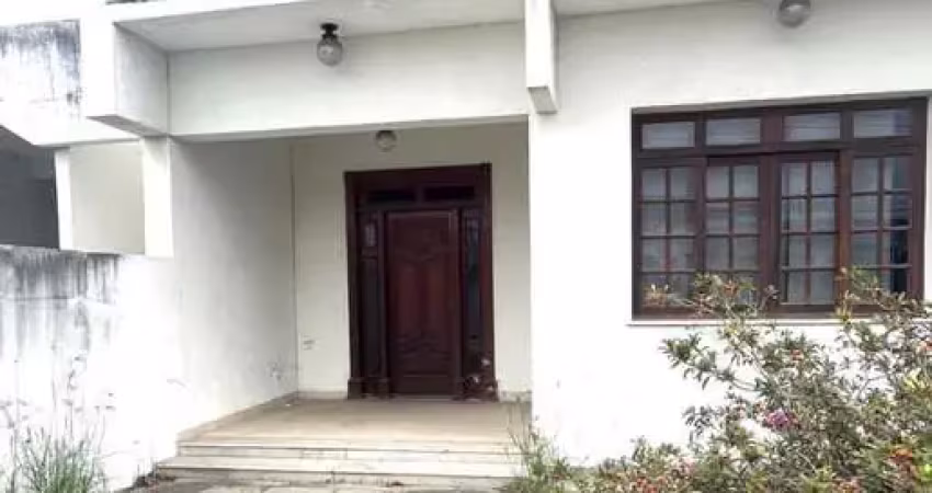 Casa com 6 quartos à venda no Parque Turf Club, Campos dos Goytacazes 