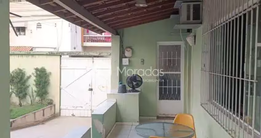 Casa com 3 quartos à venda no Ips, Campos dos Goytacazes 