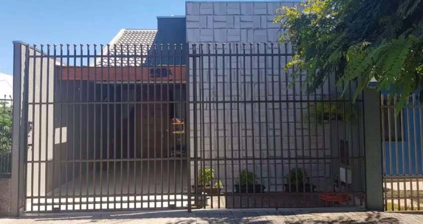 Casa à venda  Jd. Monte Rei