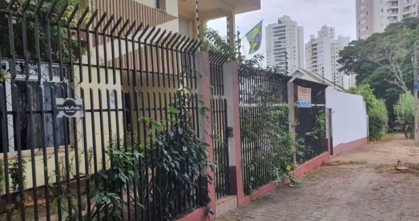 Sobrado à venda  Zona 08