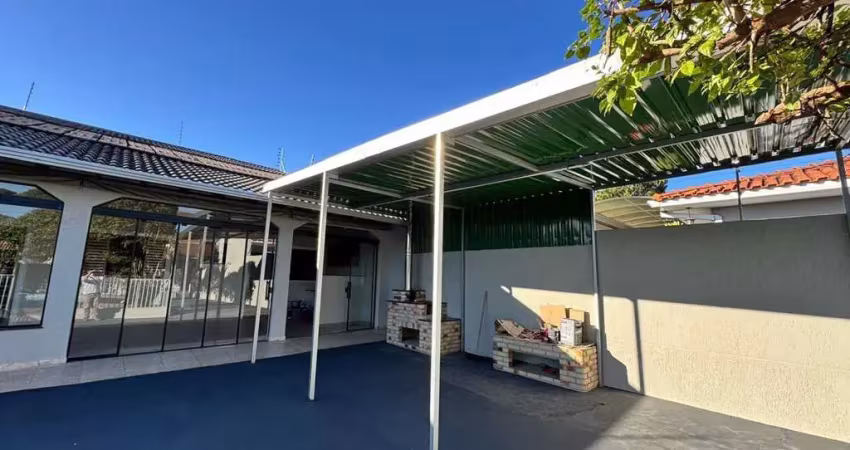 Casa com 2 quartos à venda na Rua Vereador David Rabello de Oliveira, 524, Jardim Seminário, Maringá
