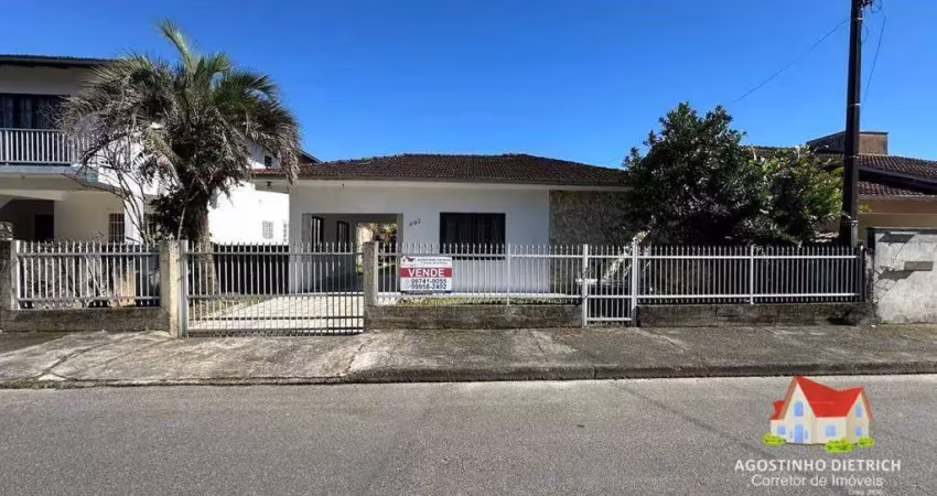 Residencia em alvenaria c/laje + terreno c/area total de 343,00 m2 no bairro iririu!