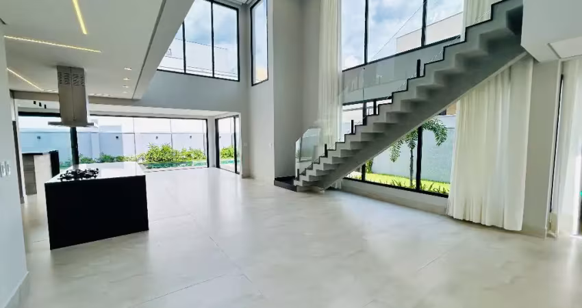 Casa alphaville nova esplanada 3 com 4 dormitorios sendo 3 suítes e piscina