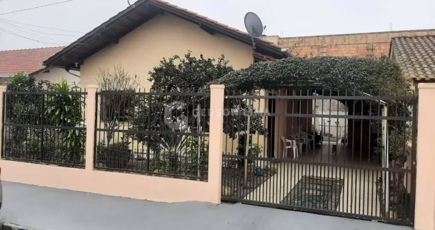 Casa com 3 quartos à venda no Centro, Penha 
