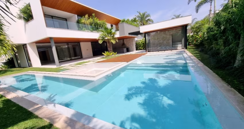 CASA  ALTO PADRÃO COND: MANSÕES DA BARRA