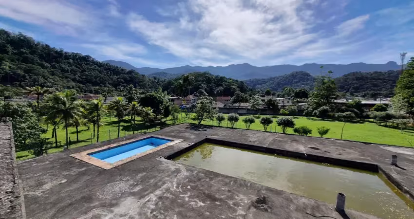 Chácara / sítio com 3 quartos à venda na Estrada do Salgueiro, 751, Tinguá, Nova Iguaçu