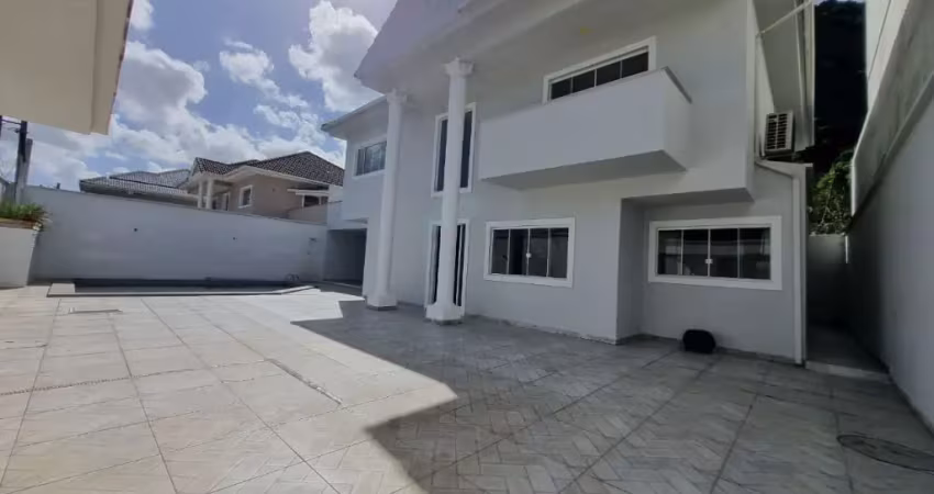 Casa em condomínio fechado com 4 quartos à venda na Rua Daniel Barreto dos Santos, 137, Vargem Pequena, Rio de Janeiro