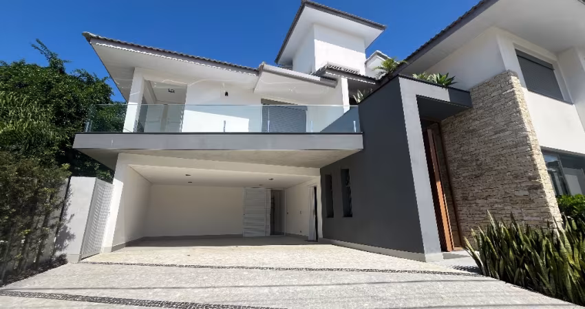 Linda casa na Riviera de São Lourenço