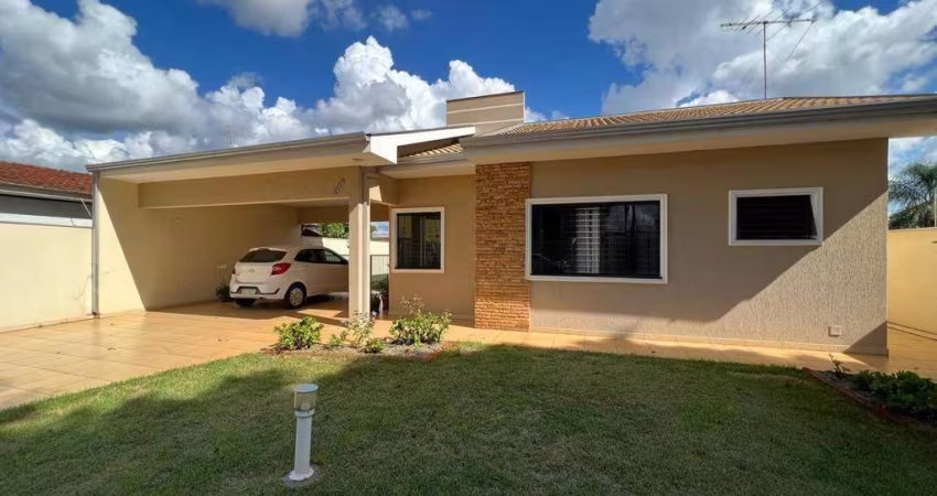 Casa com 3 dormitórios à venda por R$ 1.700.000 - Centro - Rolândia/PR