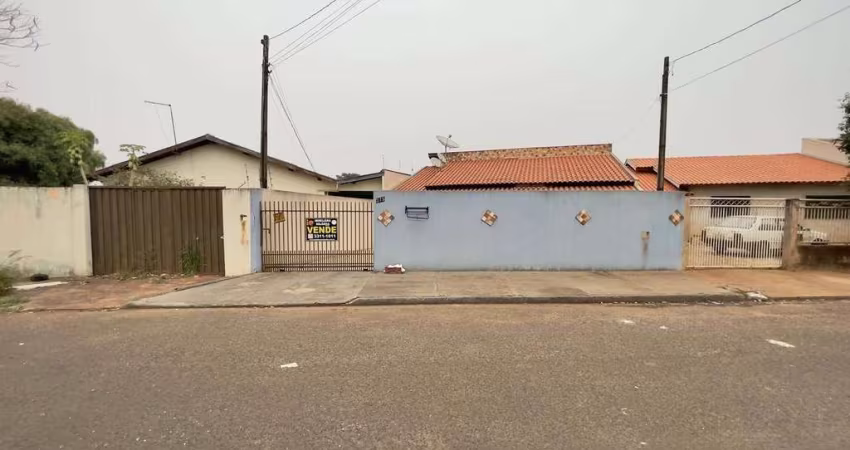 Casa com 2 dormitórios à venda, 113 m² por R$ 290.000,00 - Conjunto Habitacional San Tiago - Rolândia/PR