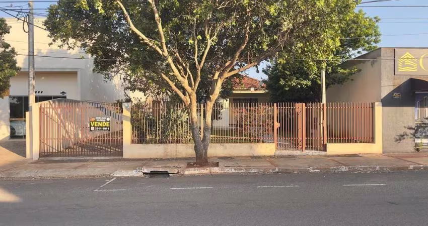 LOTE COMERCIAL ROLÂNDIA, POR R$900.000,00