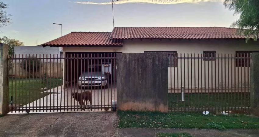 Casa com 3 dormitórios à venda, 161 m² por R$ 400.000,00 - Jardim Capricornio - Rolândia/PR