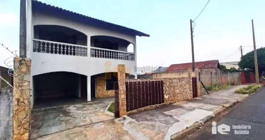 Casa com 3 dormitórios à venda, 182 m² por R$ 400.000,00 - Manoel Müller - Rolândia/PR