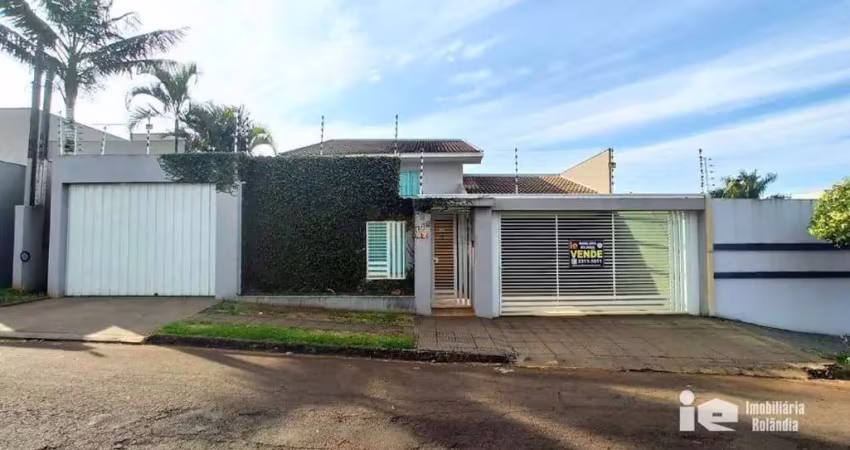 Casa com 4 dormitórios à venda por R$ 1.200.000,00 - Jardim Vale Verde - Rolândia/PR