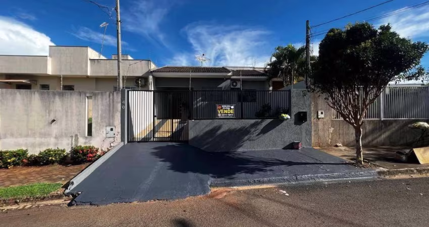 Casa com 3 dormitórios à venda, 100 m² por R$ 350.000,00 - Jardim Capricornio - Rolândia/PR