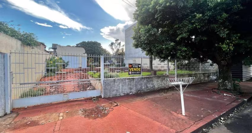 Terreno à venda, 600 m² por R$ 600.000,00 - Centro - Rolândia/PR